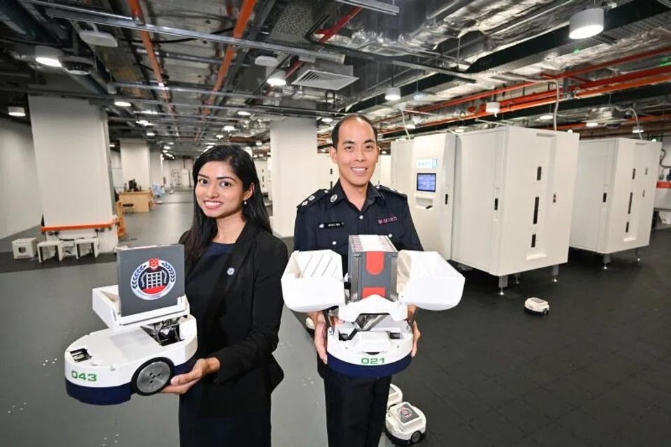 Collecting your passport and IC in Singapore takes just five minutes with ICA’s new robots