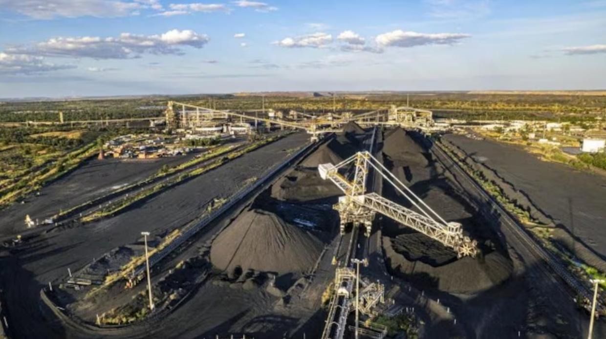 Worker dies in northeast Australian mine collapse