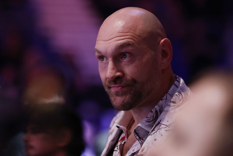 Boxing-Tyson Fury announces latest comeback from retirement