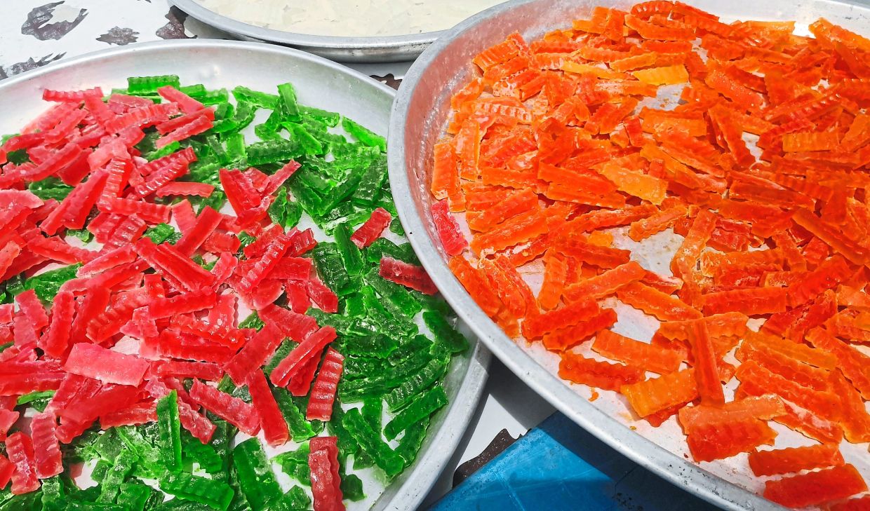 Northern culinary delights at the Nat Pokok Getah morning market in Perlis