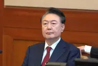 Ex-president Yoon’s detention extended