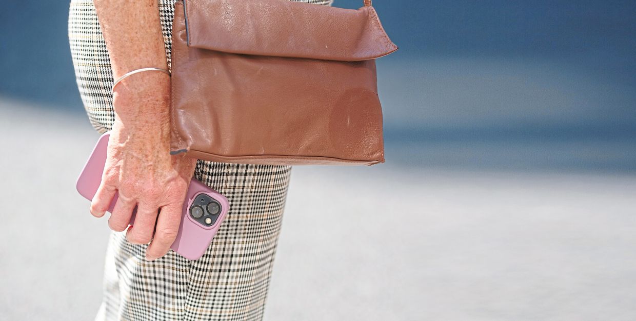 Some research shows that online time may be beneficial for older people. Photo: dpa/Fernando Gitierrez-Juarez