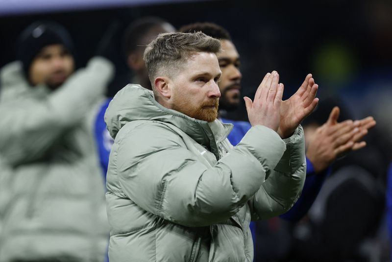 Soccer-Chelsea interim McFarlane proud of team's resilience after turbulent week