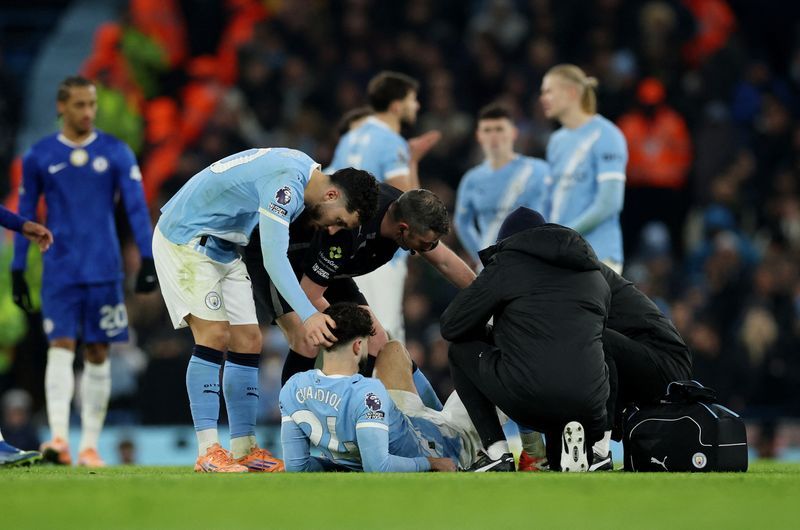 Soccer-Man City defender Gvardiol to undergo shin surgery
