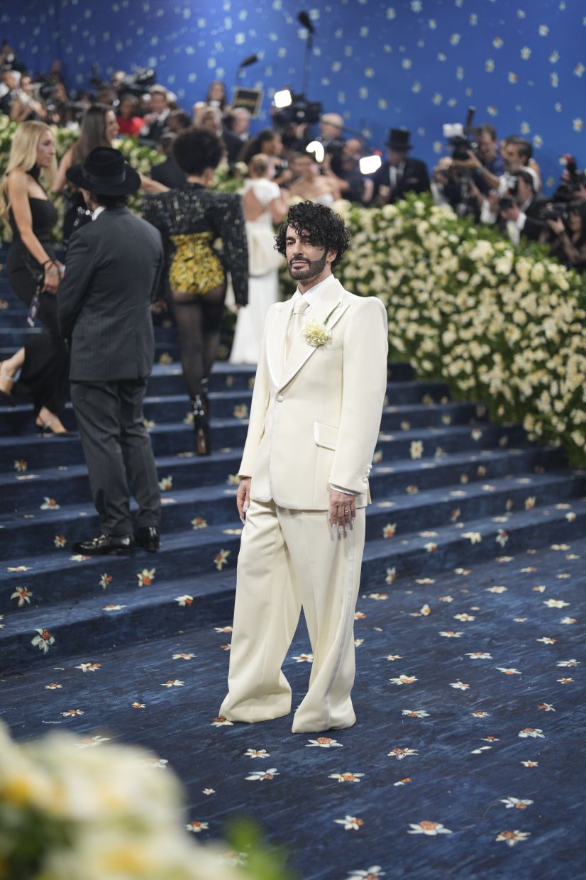 Fashion designer Marc Jacobs at the Met Gala in 2025. His wide lapels and pagoda shoulders push the bounds of Ralph Fitzgerald’s sensibility. Photo: The New York Times