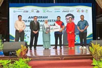 Johor schools smash glass recycling goal