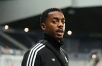 Soccer-Newcastle condemn online racist abuse and threats targeting Willock