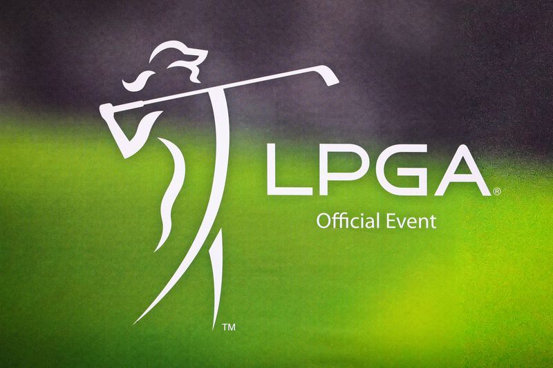 Golf-LPGA teams up with TMRW Sports for new women's indoor golf league