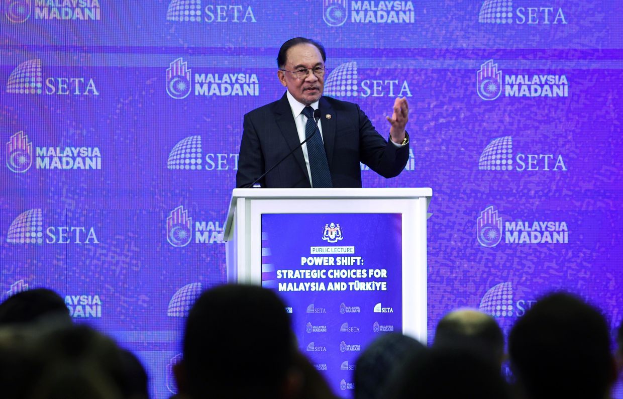 Anwar tells emerging economies to forge new alliances and not be dictated by big powers