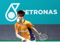 Fired-up Jun Hao beats China's Wang to keep hopes alive