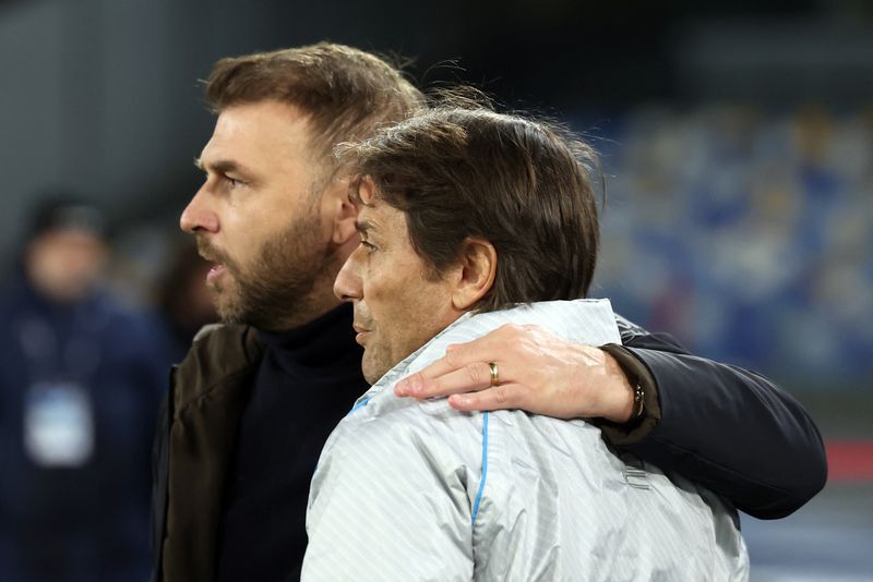 Soccer-Napoli come back to snatch draw at home to relegation battling Verona