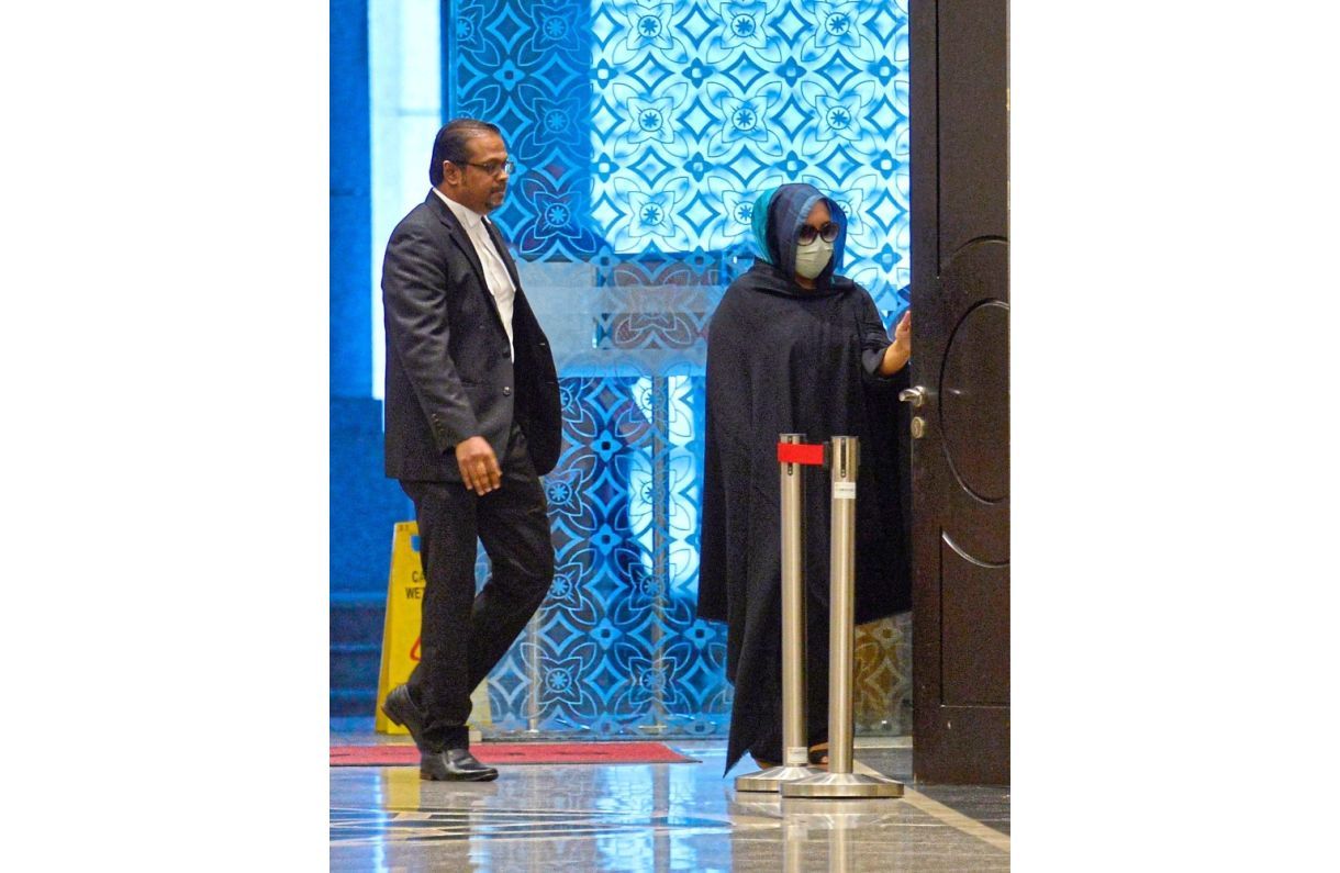 CEO murder case acquittals stay