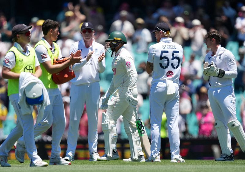 Cricket-Australia win fifth Ashes by five wickets, take series 4-1