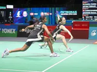 No drama as Pearly-Thinaah, Aaron-Wooi Yik cruise into second round