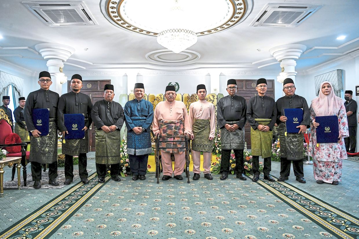 Four Bersatu reps sworn in as Perlis exco members