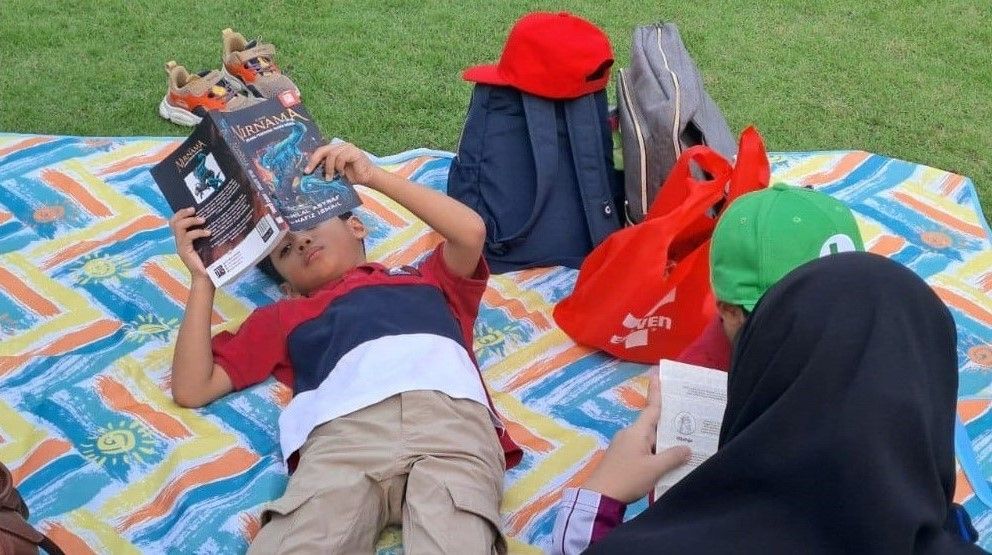 Spend a peaceful Saturday at Taman Botani, Putrajaya, where Kelah Buku has lined up community activities for book lovers. Bring your own mat or cosy chair - and your current read. Photo: Kelah Buku