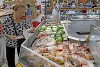 Retail market heats up as year-end sales surge