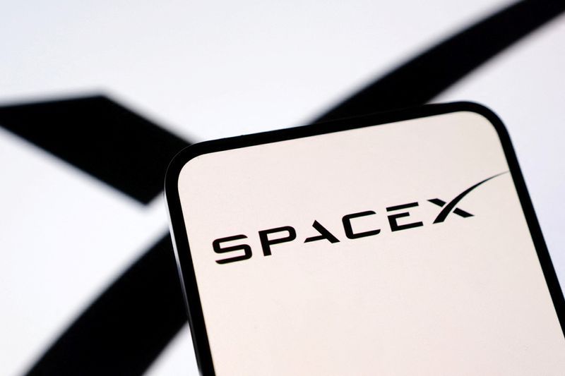 FCC approves SpaceX plan to deploy an additional 7,500 Starlink satellites