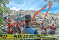 ‘Signs of life’ under trash mountain