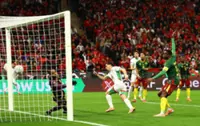 Soccer-Five-star Diaz on target again as Morocco beat Cameroon 2-0