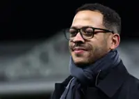 Soccer-Rosenior looks to emulate Man Utd's 'Class of 92' with young Chelsea squad