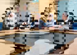 Customers to amicably resolve lab-grown diamond issue with influencer