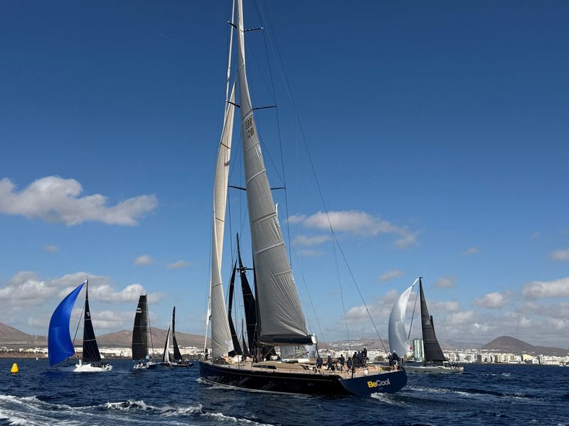 Sailing-Speed demons Argo and Zoulou lead Atlantic charge as fleet sets sail