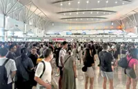 Chaotic autogate crash at BSI