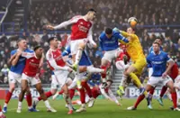 Soccer-Martinelli hat-trick sends Arsenal past Portsmouth in FA Cup, Man Utd beaten