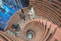 City’s spellbinding bookstores drawing selfie snappers