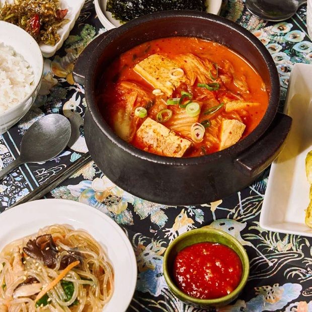 bibigo’s products bring together deep-rooted Korean culinary traditions and modern appeal, making them a versatile addition to any meal or home kitchen.