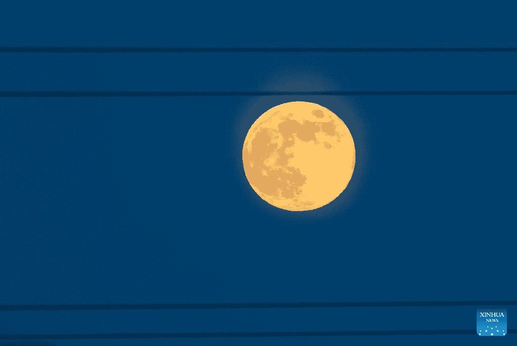 Research in China suggests causes of moon's two different 'faces'