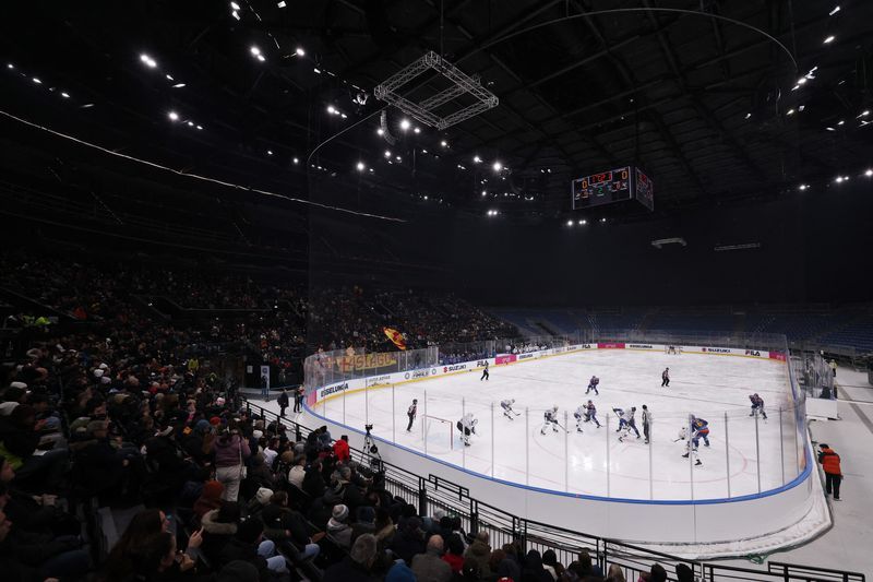 Olympics-NHL says test event at unfinished Milan-Cortina ice hockey arena was 'good trial run'