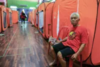 Slight drop in Sarawak flood evacuees as 10 relief centres remain open