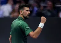 Tennis-Record seeker Djokovic faces 'New Two' roadblock at Australian Open