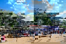 Bangladesh detains 53 Rohingya militants, issues Myanmar border alert