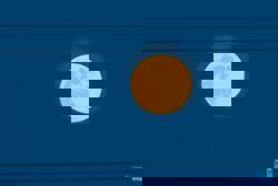 Research in China suggests causes of moon's two different 'faces'