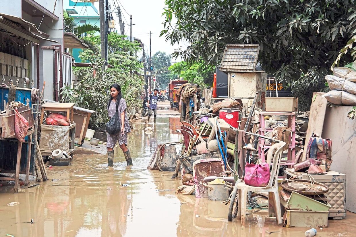 Indonesia begins weather modification operations to curb flood risk in Jakarta