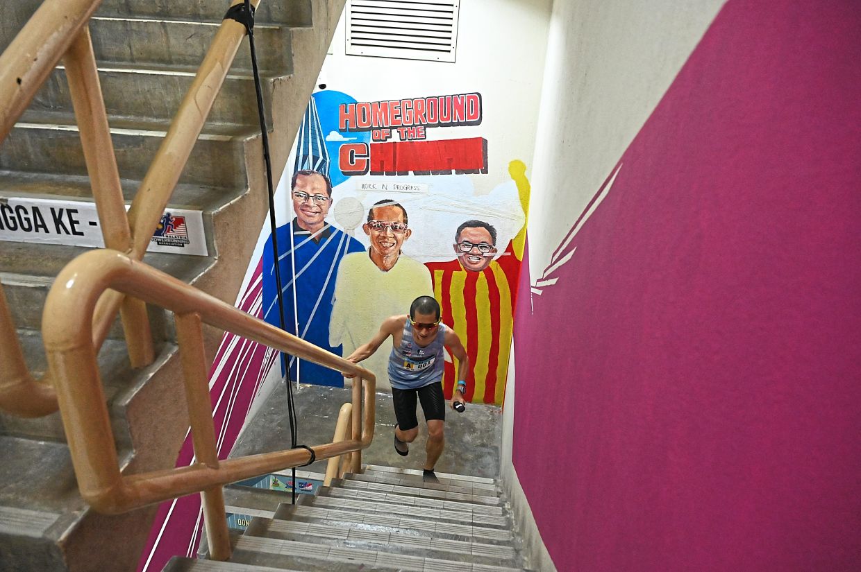 Tower runner Soh Wai Ching sets new mark in Malaysia Book of Records