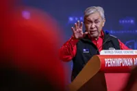 Zahid tells Umno to shift from ceramah to social media to win over youth