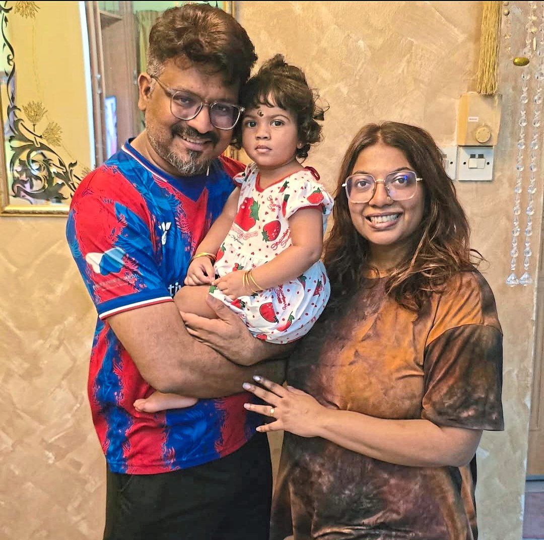 Dr Moventhiran with his wife, Dr Yesotha Taramaraja, and their two-year-old daughter, Laarashvie. 