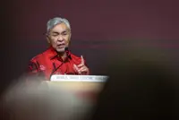 Zahid respects Akmal’s move to quit Melaka Exco