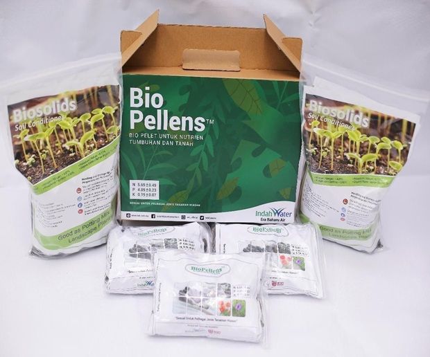 The fertiliser contains roughly 4% NPK nutrients, helps rehabilitate degraded soil, cuts landfill waste and supports long-term soil and ecosystem health.