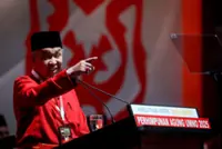 Umno AGM: Country's new political landscape filled with abnormalities, says Zahid