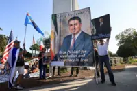 Son of Iran's last shah appeals for more pressure to help protesters