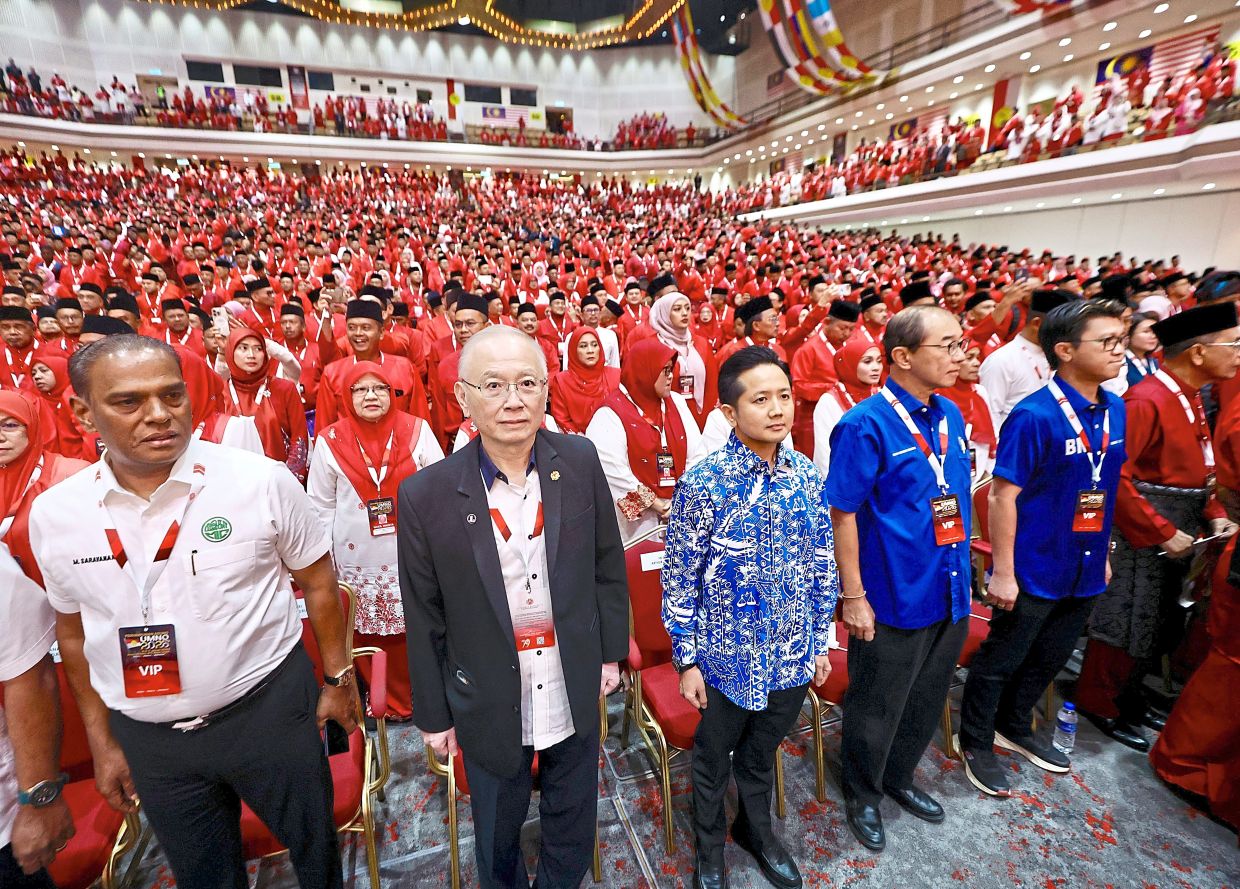 Dr Wee: MCA not leaving Barisan