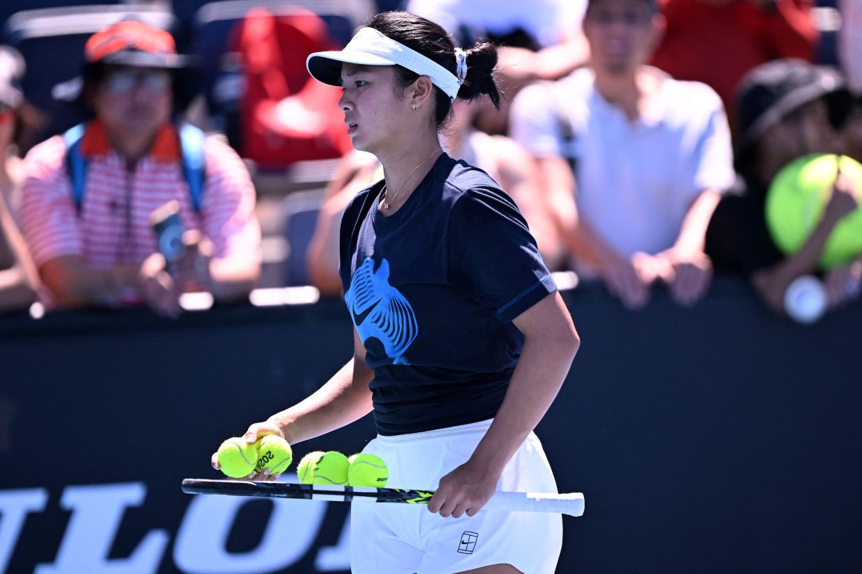 Philippines' tennis star Alexandra Eala (left) attends a practice session ahead of the 2026 Australian Open tournament in Melbourne on January 17, 2026. -- Photo by WILLIAM WEST / AFP