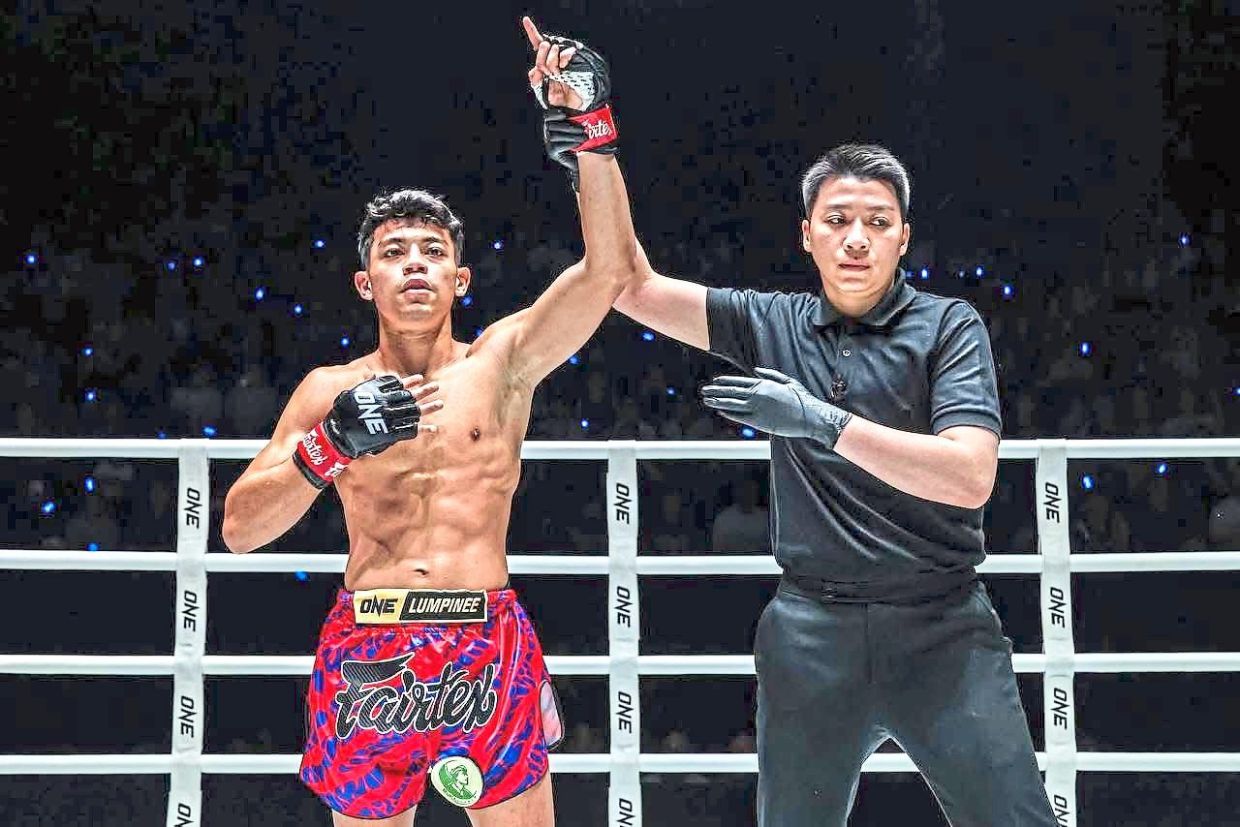 Rifdean ready for world champ after making quick work of Redho