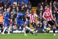 Soccer-Chelsea ride luck to beat Brentford in coach Rosenior's league debut
