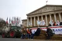 EU and Mercosur sign trade deal after 25 years of negotiations